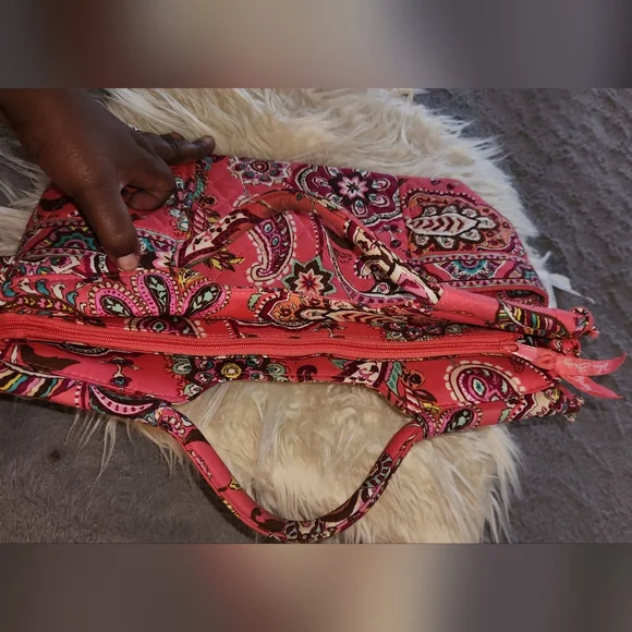 Vera bradley purse !! - Picture 3 of 16